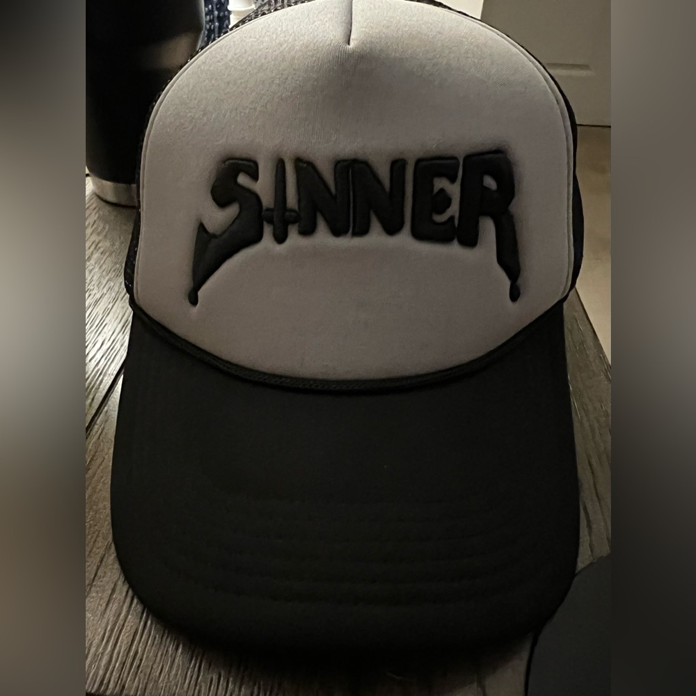 Men’s SINNER trucker hat
